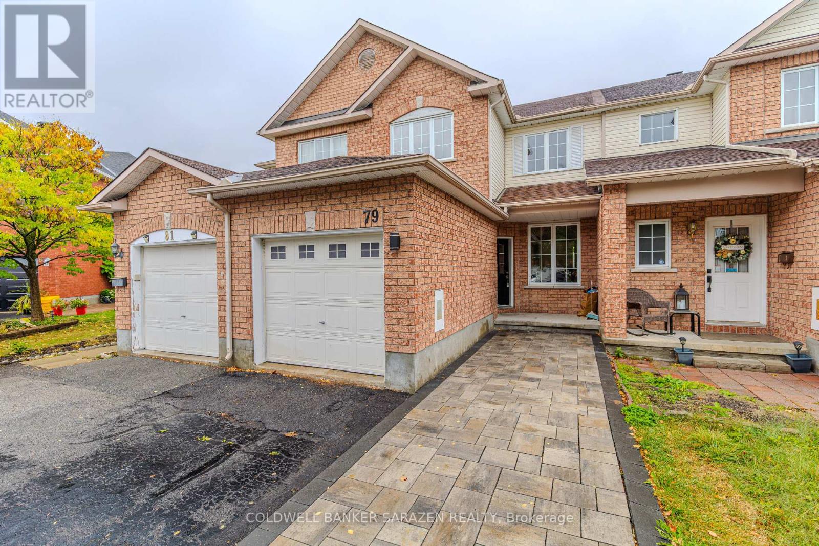 79 Margrave Avenue, Ottawa, Ontario  K1T 3Y1 - Photo 2 - X12423367