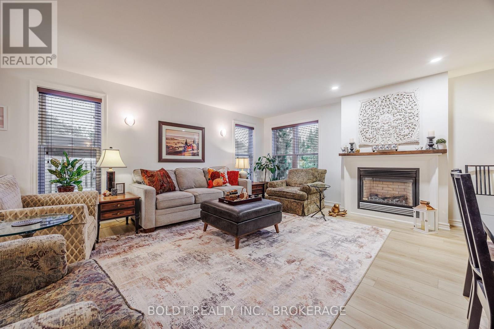 25 Neptune Drive, St. Catharines, Ontario  L2M 2S3 - Photo 14 - X12423341