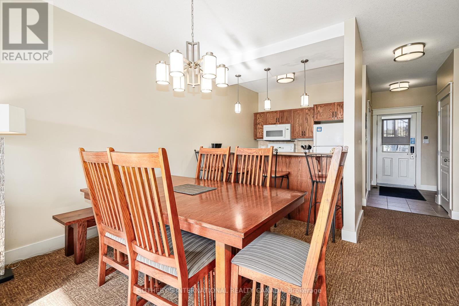 120 - 125 Fairway Court, Blue Mountains, Ontario  L9Y 0P8 - Photo 13 - X12423211