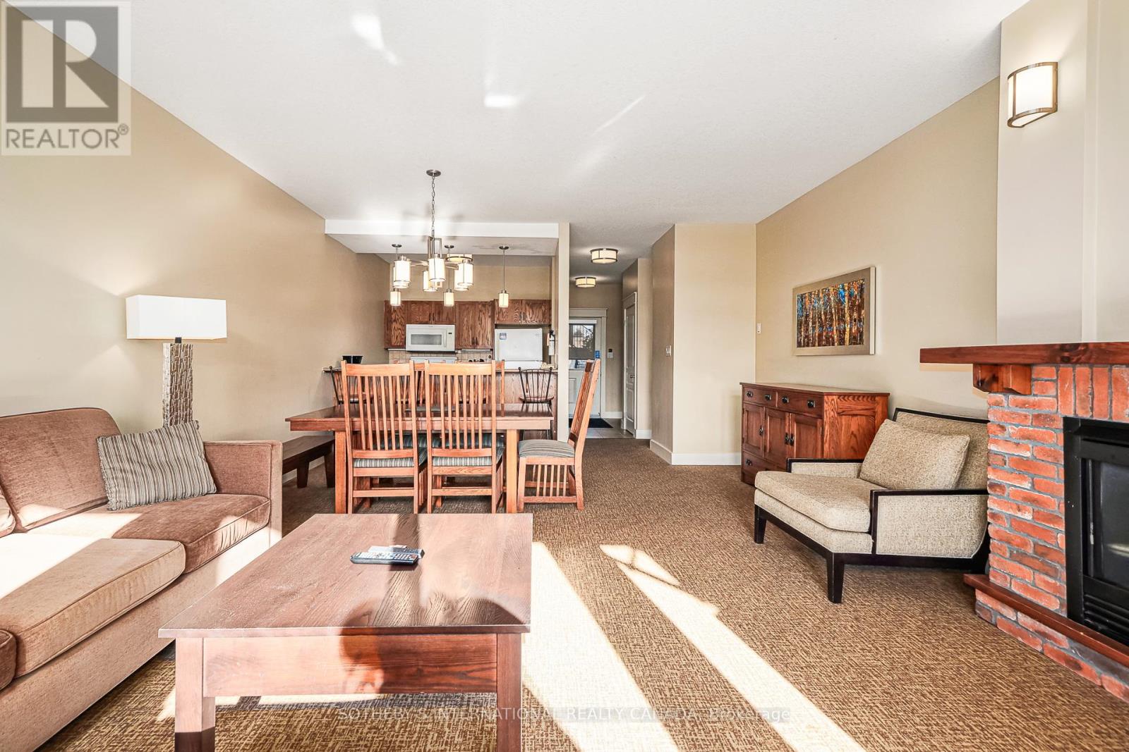 120 - 125 Fairway Court, Blue Mountains, Ontario  L9Y 0P8 - Photo 19 - X12423211