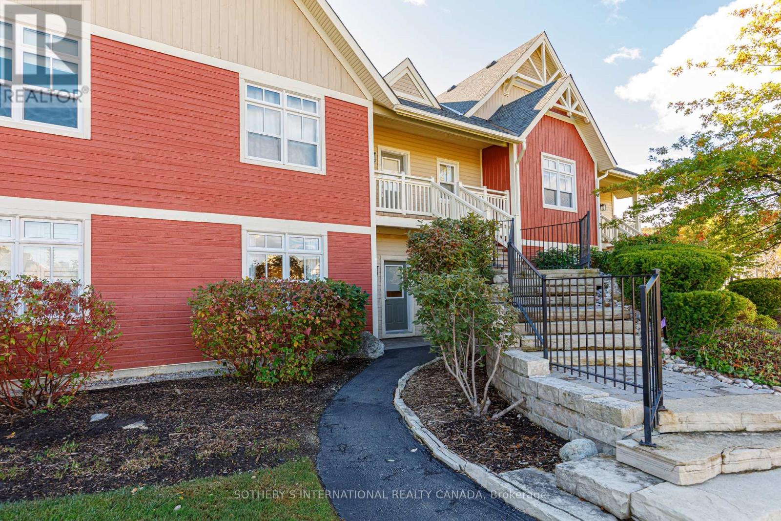 120 - 125 Fairway Court, Blue Mountains, Ontario  L9Y 0P8 - Photo 8 - X12423211