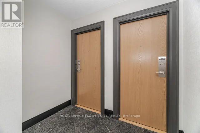 608 - 150 Charlton Avenue E, Hamilton, Ontario  L8N 3X3 - Photo 4 - X12423240