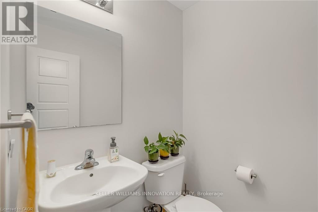 38 Dewberry Drive, Kitchener, Ontario  N2B 0A9 - Photo 14 - X12423258