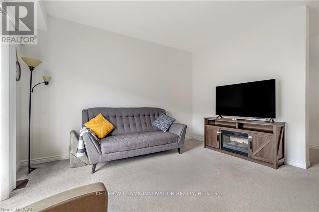 38 Dewberry Drive, Kitchener, Ontario  N2B 0A9 - Photo 20 - X12423258