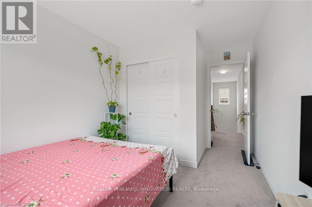 38 Dewberry Drive, Kitchener, Ontario  N2B 0A9 - Photo 25 - X12423258