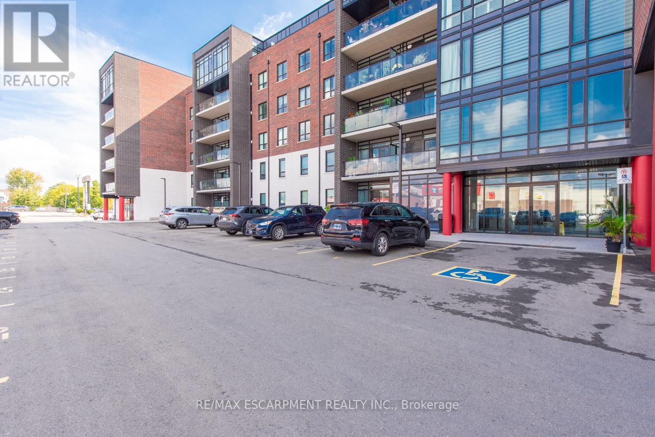 306 - 5 Hamilton Street, Hamilton, Ontario  L8B 2A4 - Photo 2 - X12423261