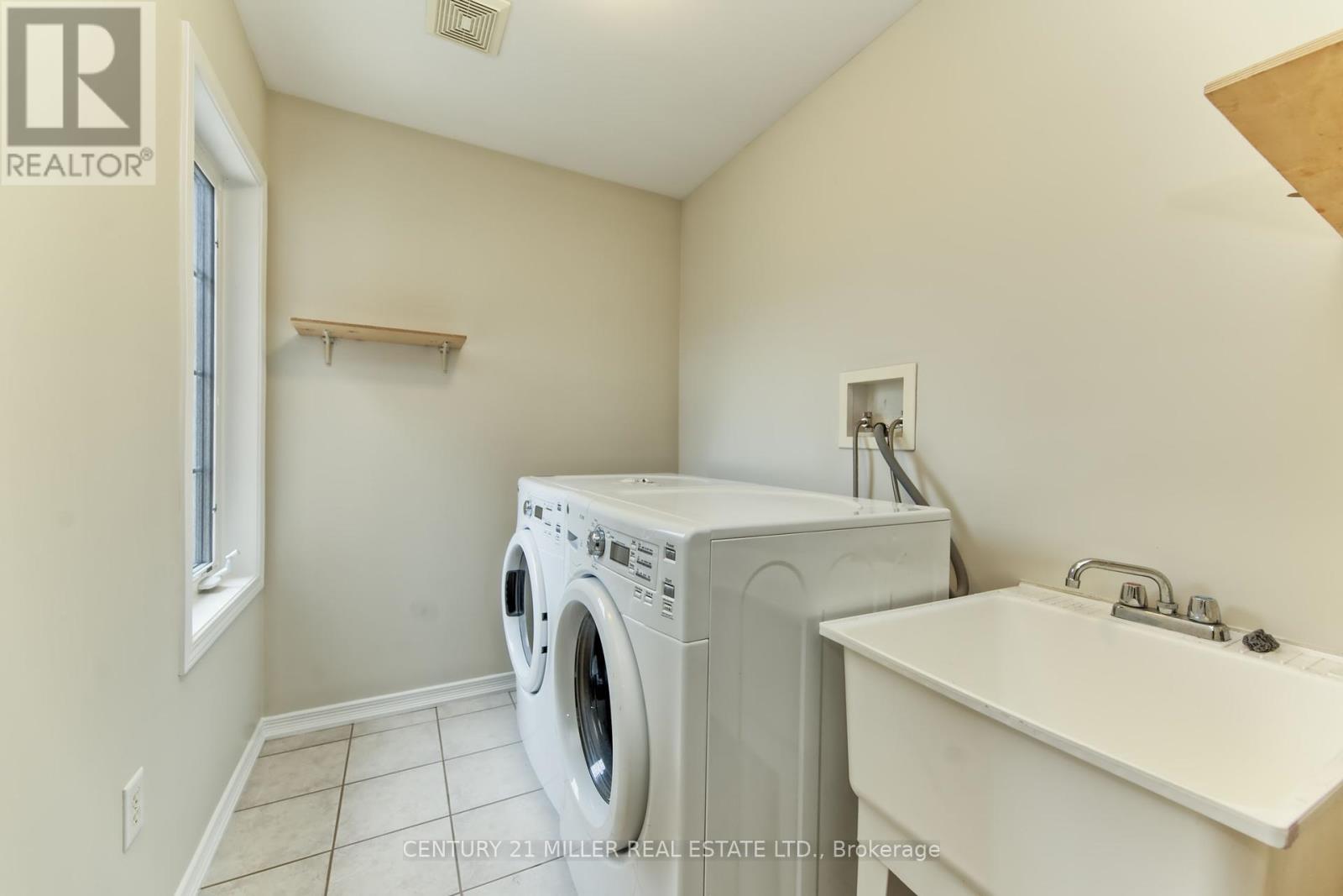 126 Merrilee Crescent, Hamilton, Ontario  L9A 0B1 - Photo 20 - X12423270