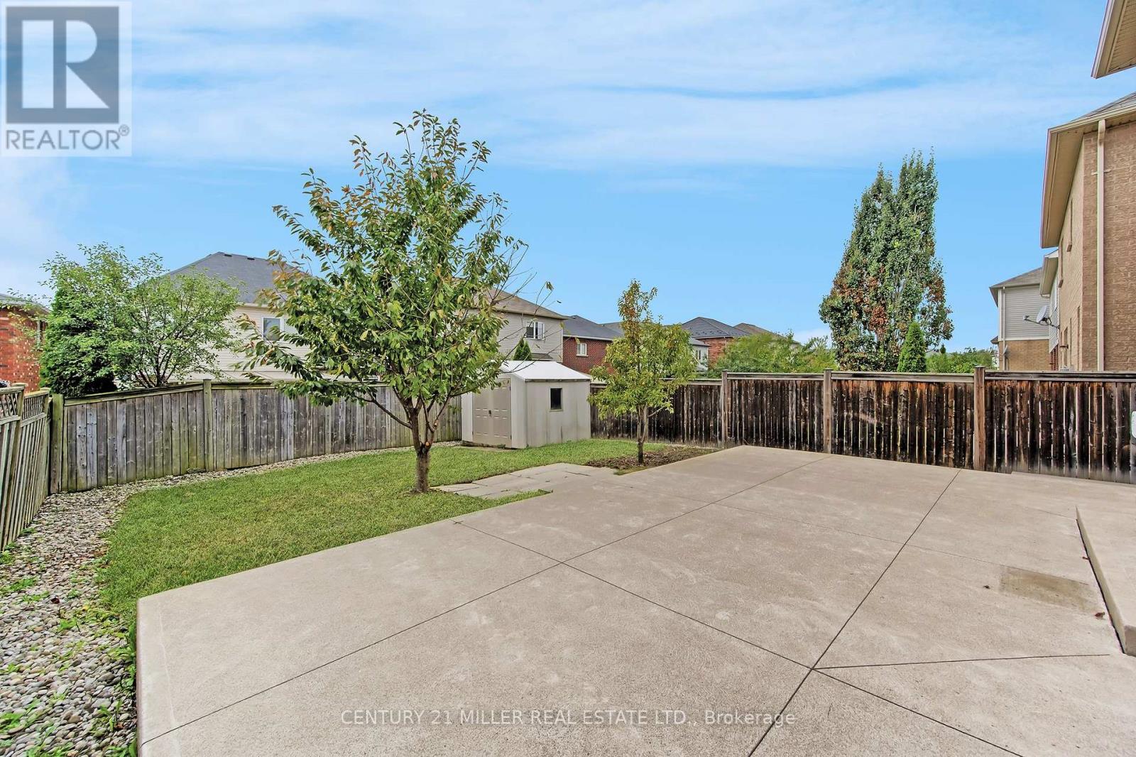126 Merrilee Crescent, Hamilton, Ontario  L9A 0B1 - Photo 23 - X12423270