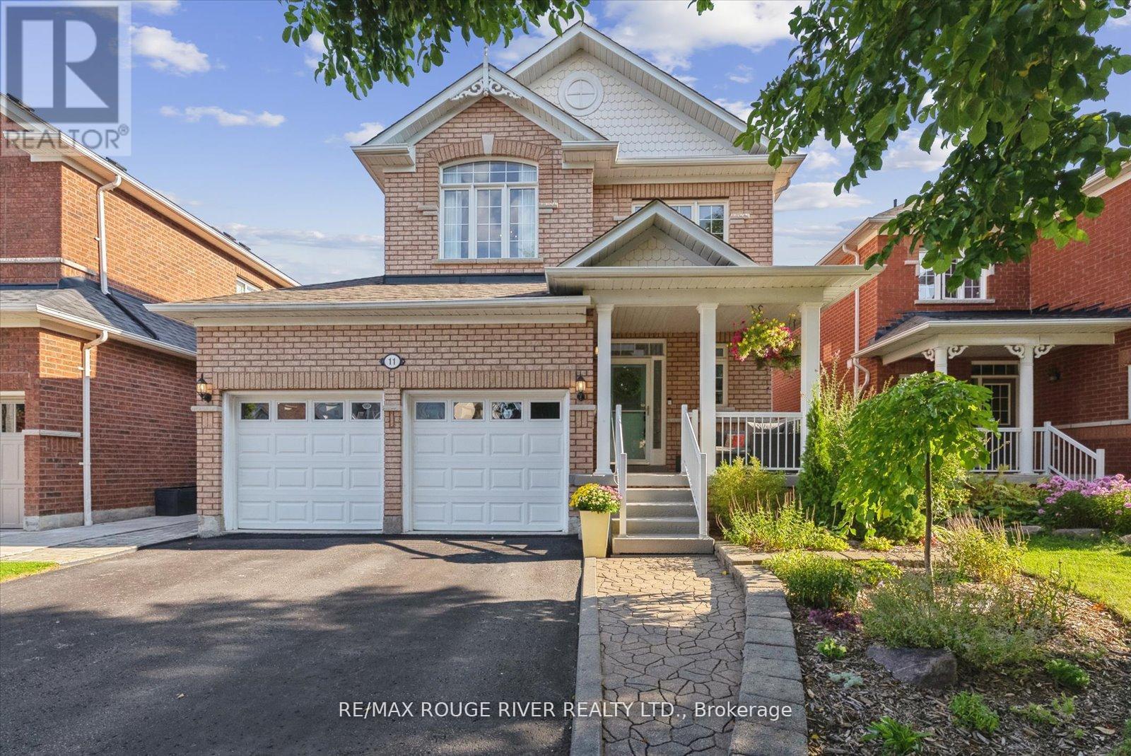 11 Helston Crescent, Whitby, Ontario  L1M 2J9 - Photo 2 - E12423346