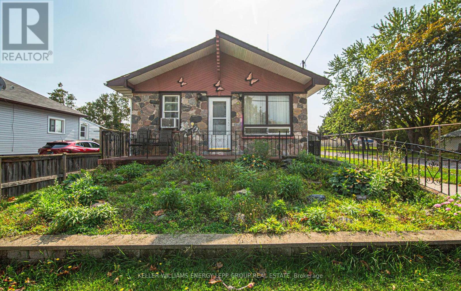 243 Conant Street, Oshawa, Ontario  L1H 3S3 - Photo 1 - E12423351