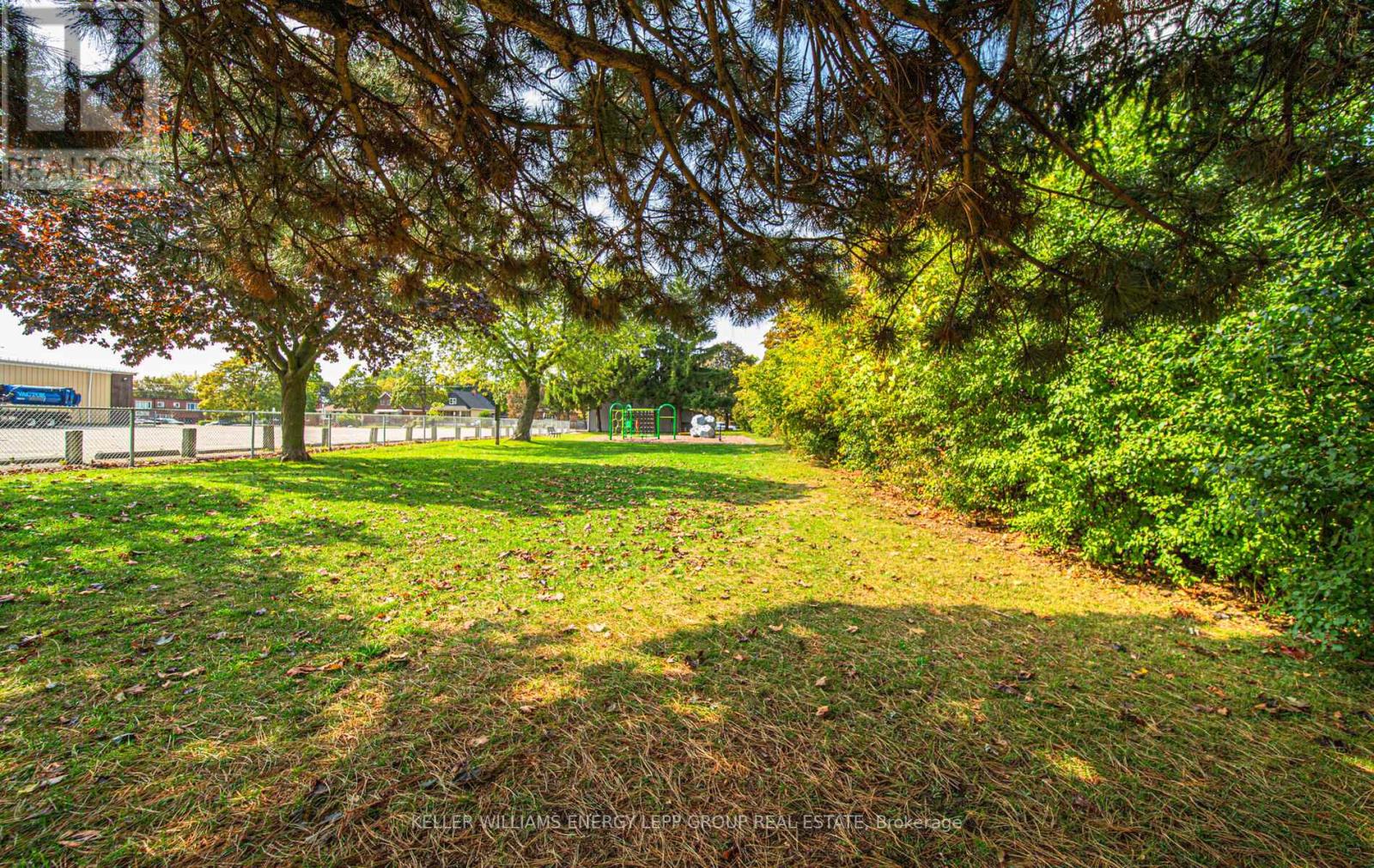 243 Conant Street, Oshawa, Ontario  L1H 3S3 - Photo 35 - E12423351