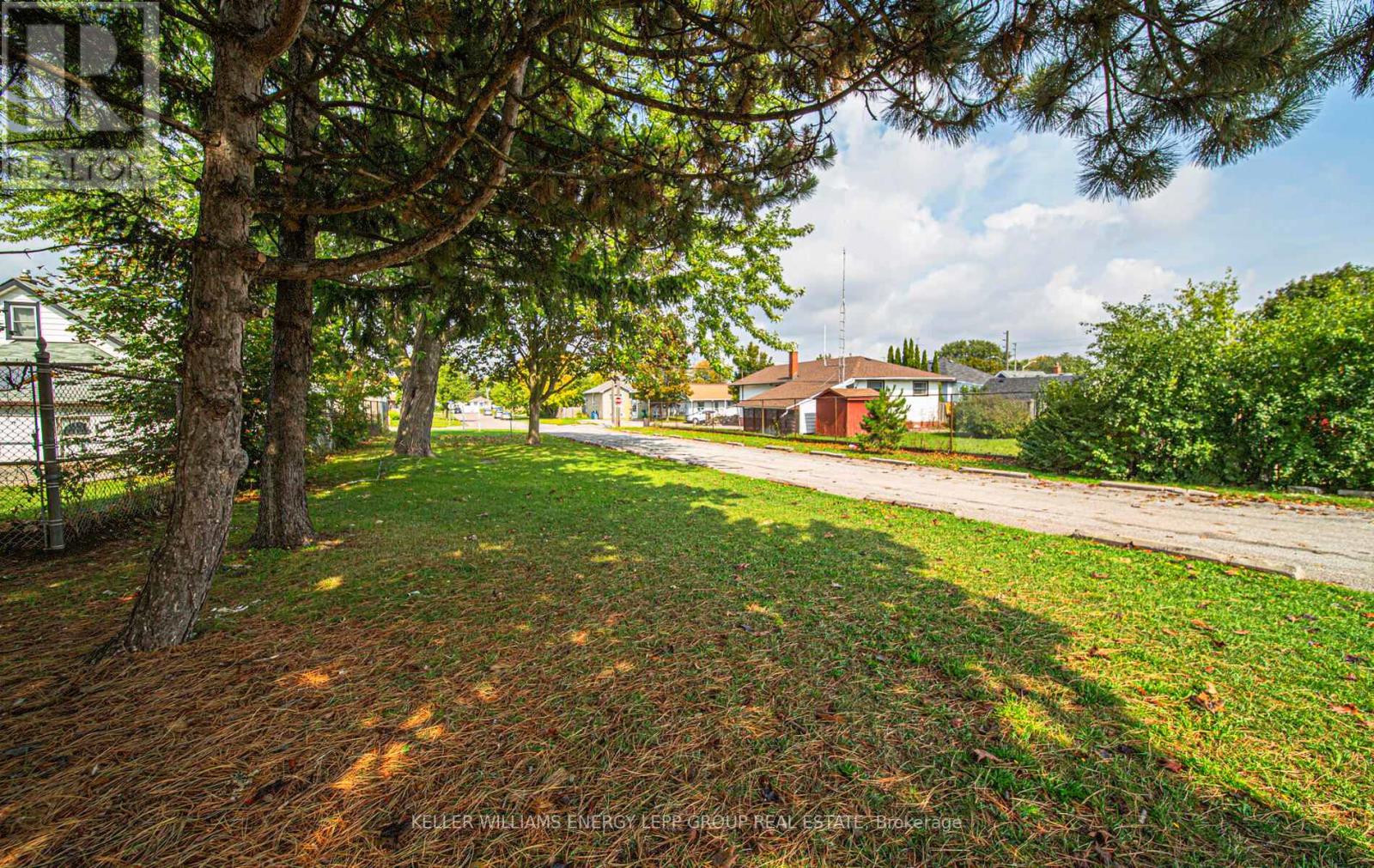 243 Conant Street, Oshawa, Ontario  L1H 3S3 - Photo 37 - E12423351