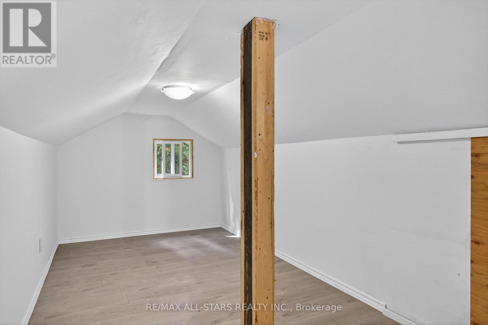 60 Elder Street, Kawartha Lakes (Fenelon), Ontario  K0M 1L0 - Photo 20 - X12423360