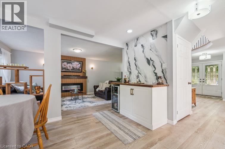 468 Clovervalley Court, Waterloo, Ontario  N2T 1X4 - Photo 6 - 40773096