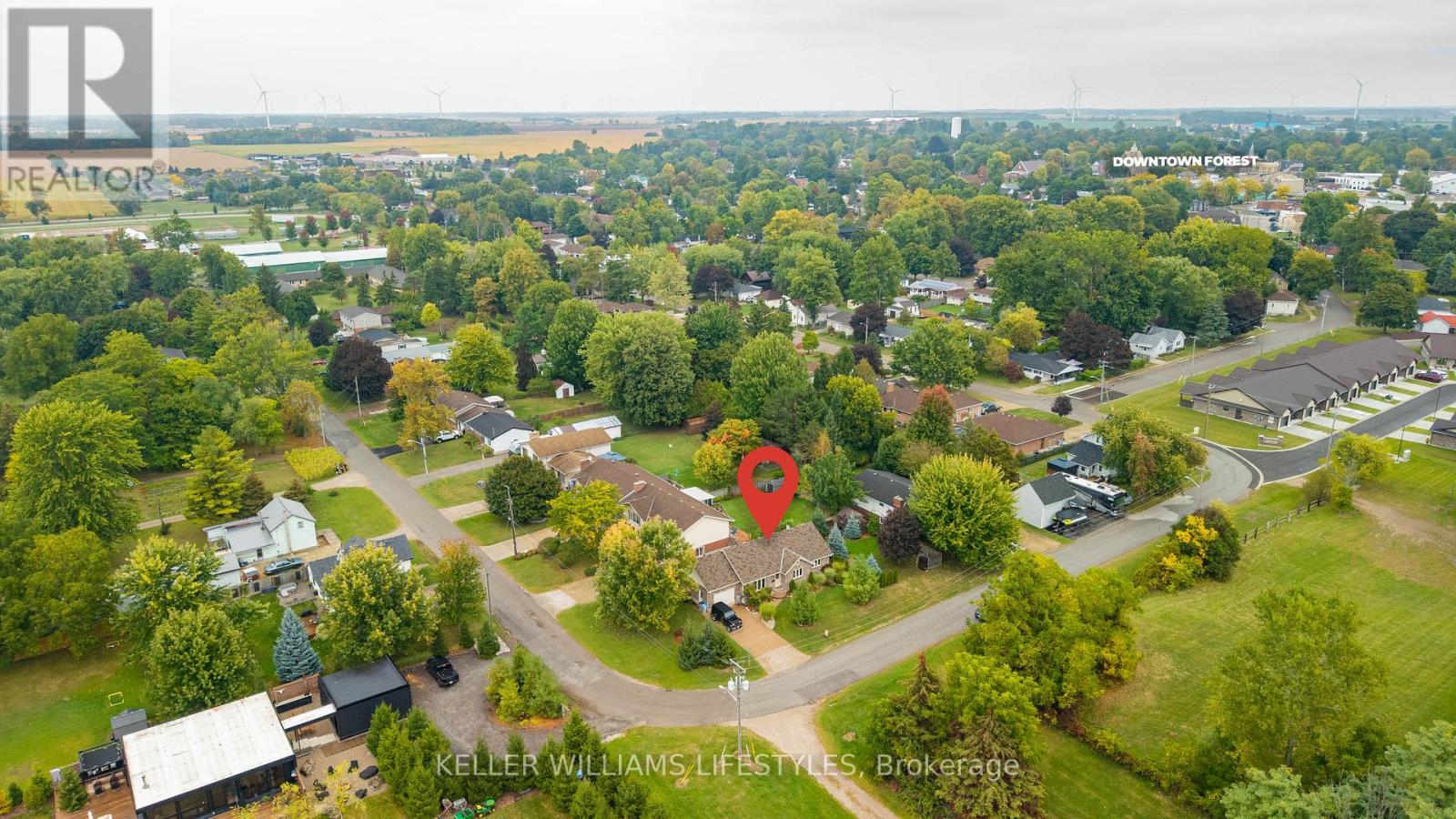 11 Eureka Street, Lambton Shores, Ontario  N0N 1J0 - Photo 46 - X12423127