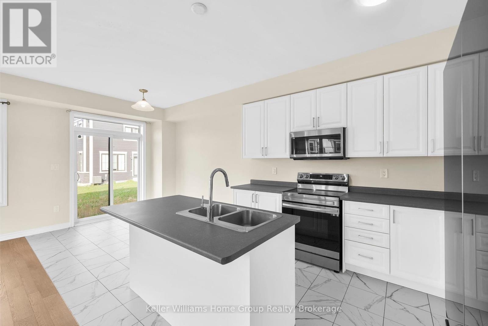 71 Concord Drive, Thorold, Ontario  L2V 0K8 - Photo 12 - X12374975