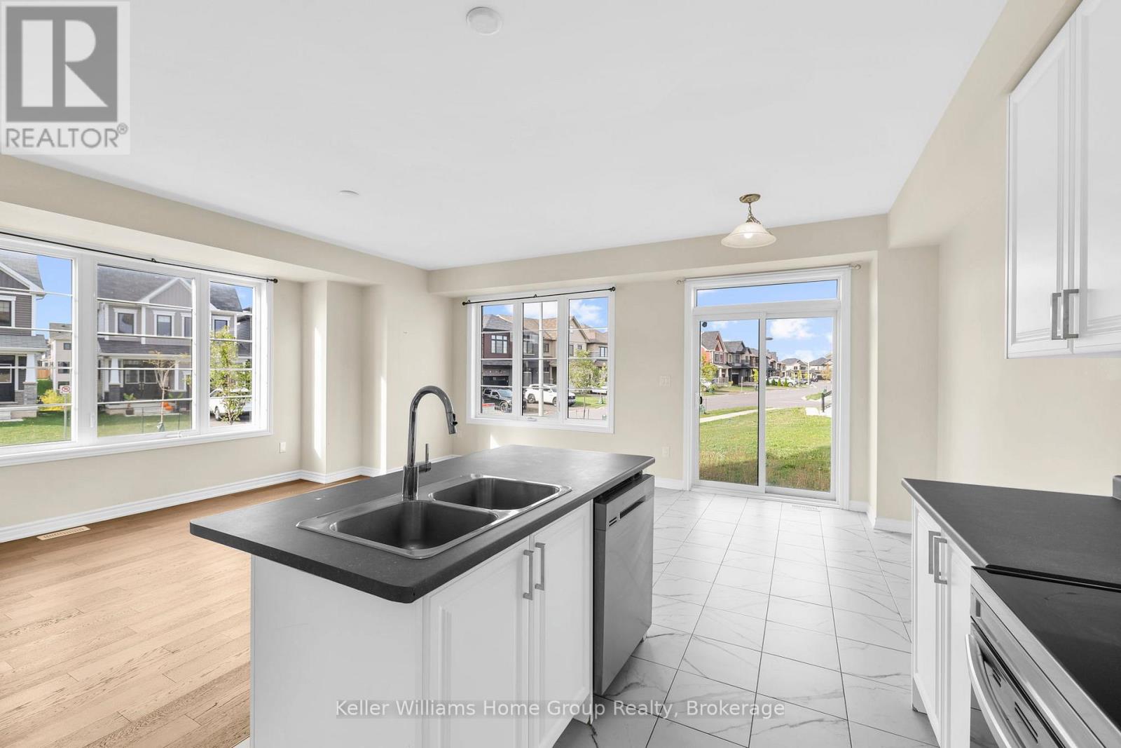 71 Concord Drive, Thorold, Ontario  L2V 0K8 - Photo 18 - X12374975