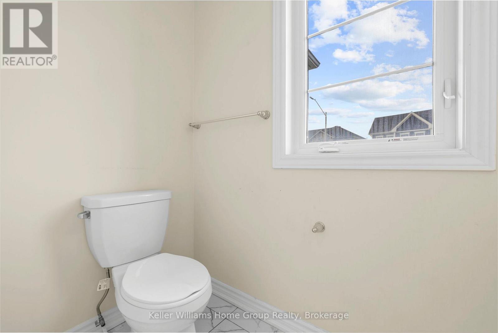 71 Concord Drive, Thorold, Ontario  L2V 0K8 - Photo 26 - X12374975