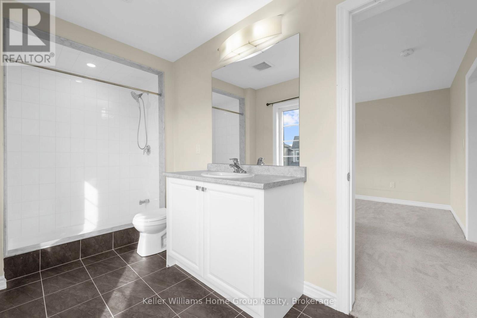 71 Concord Drive, Thorold, Ontario  L2V 0K8 - Photo 34 - X12374975