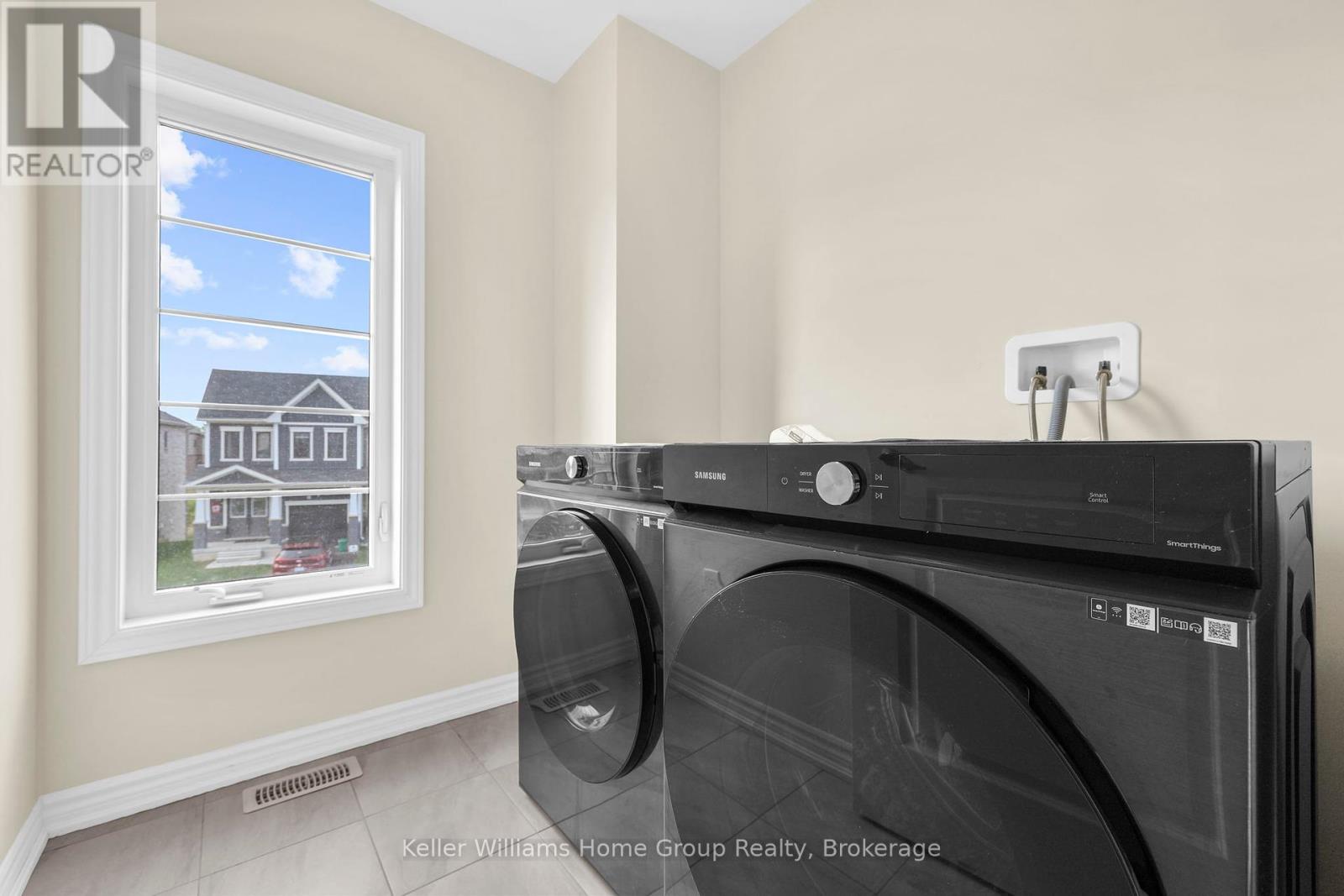 71 Concord Drive, Thorold, Ontario  L2V 0K8 - Photo 35 - X12374975