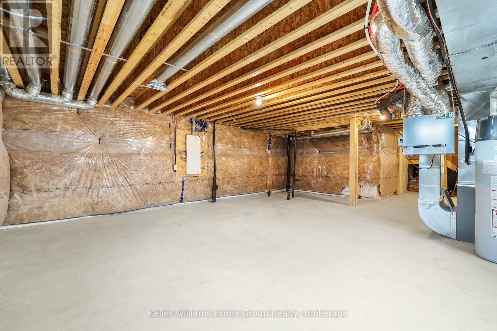 71 Concord Drive, Thorold, Ontario  L2V 0K8 - Photo 36 - X12374975