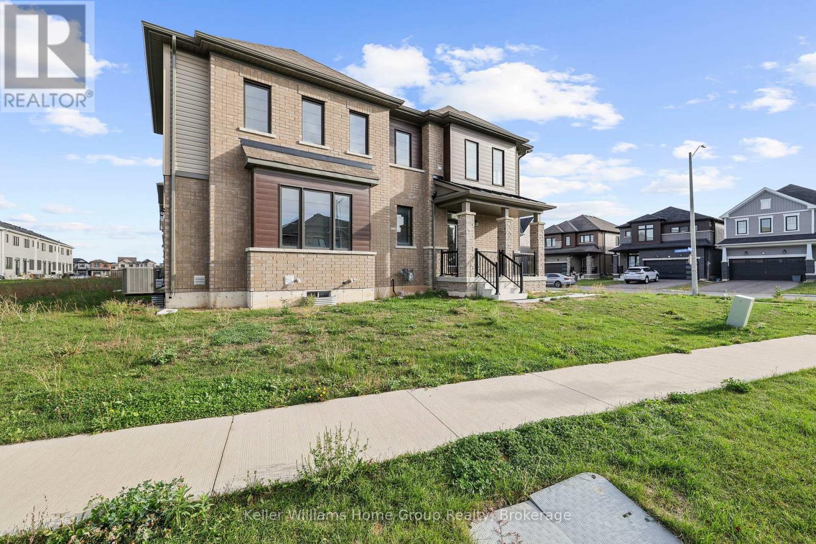 71 Concord Drive, Thorold, Ontario  L2V 0K8 - Photo 5 - X12374975