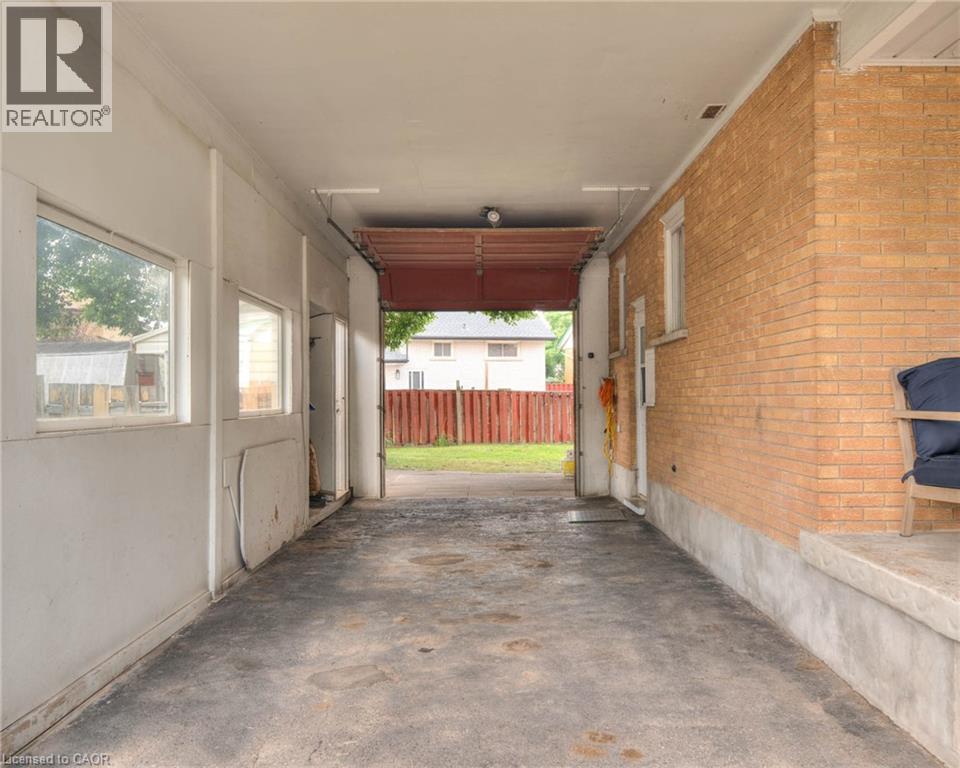 38 Fairlawn Road, Kitchener, Ontario  N2C 1X9 - Photo 37 - 40773132