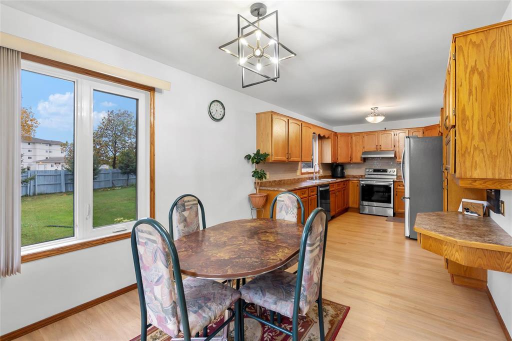 23 Oakhurst Crescent, Winnipeg, Manitoba  R2P 2L7 - Photo 12 - 202524870
