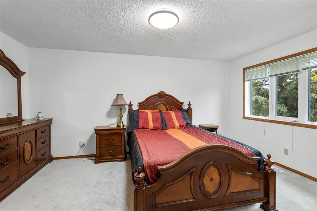 23 Oakhurst Crescent, Winnipeg, Manitoba  R2P 2L7 - Photo 21 - 202524870