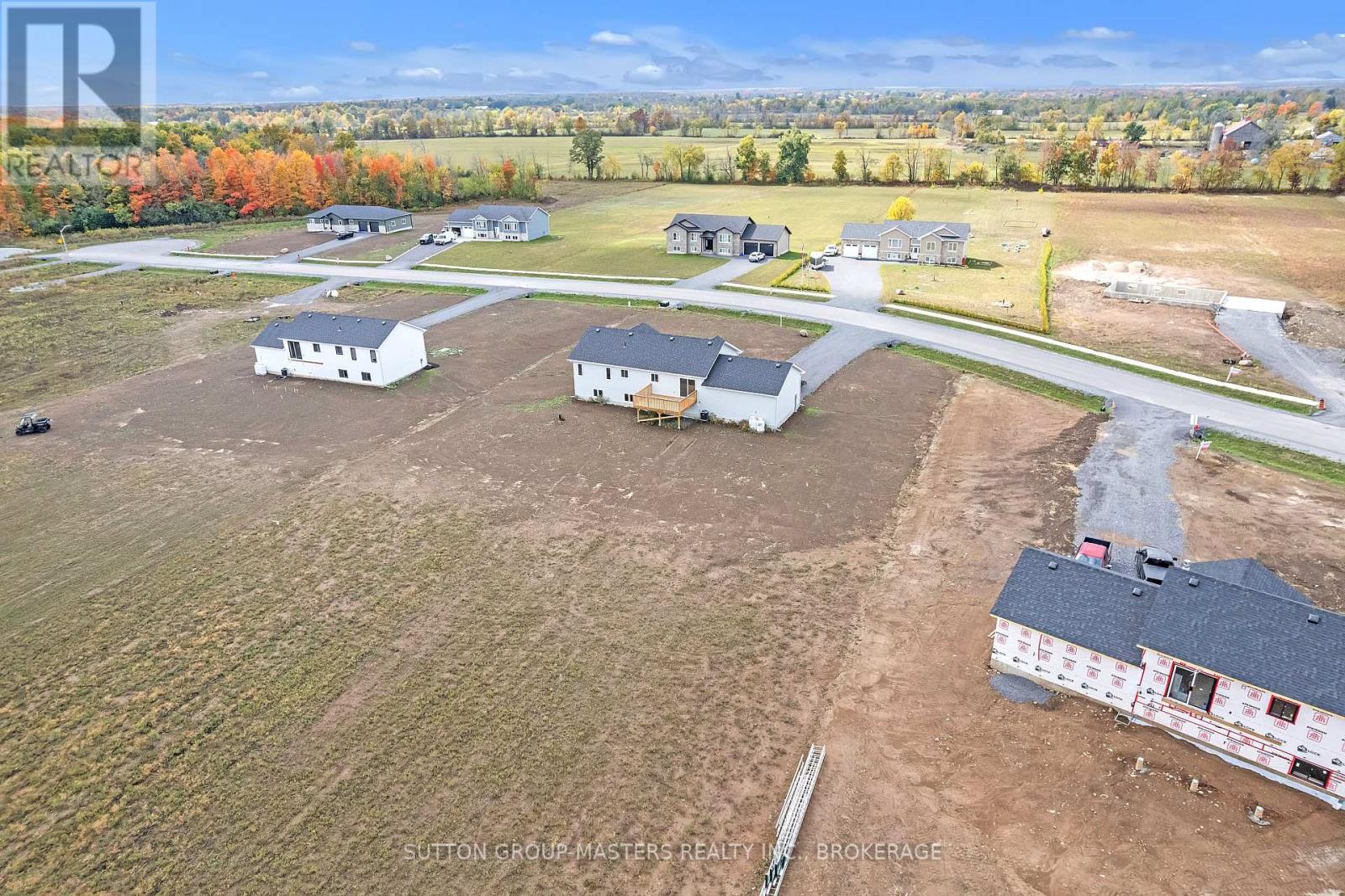 109 Bittersweet Road, Frontenac, Ontario  K0H 1W0 - Photo 6 - X12423542