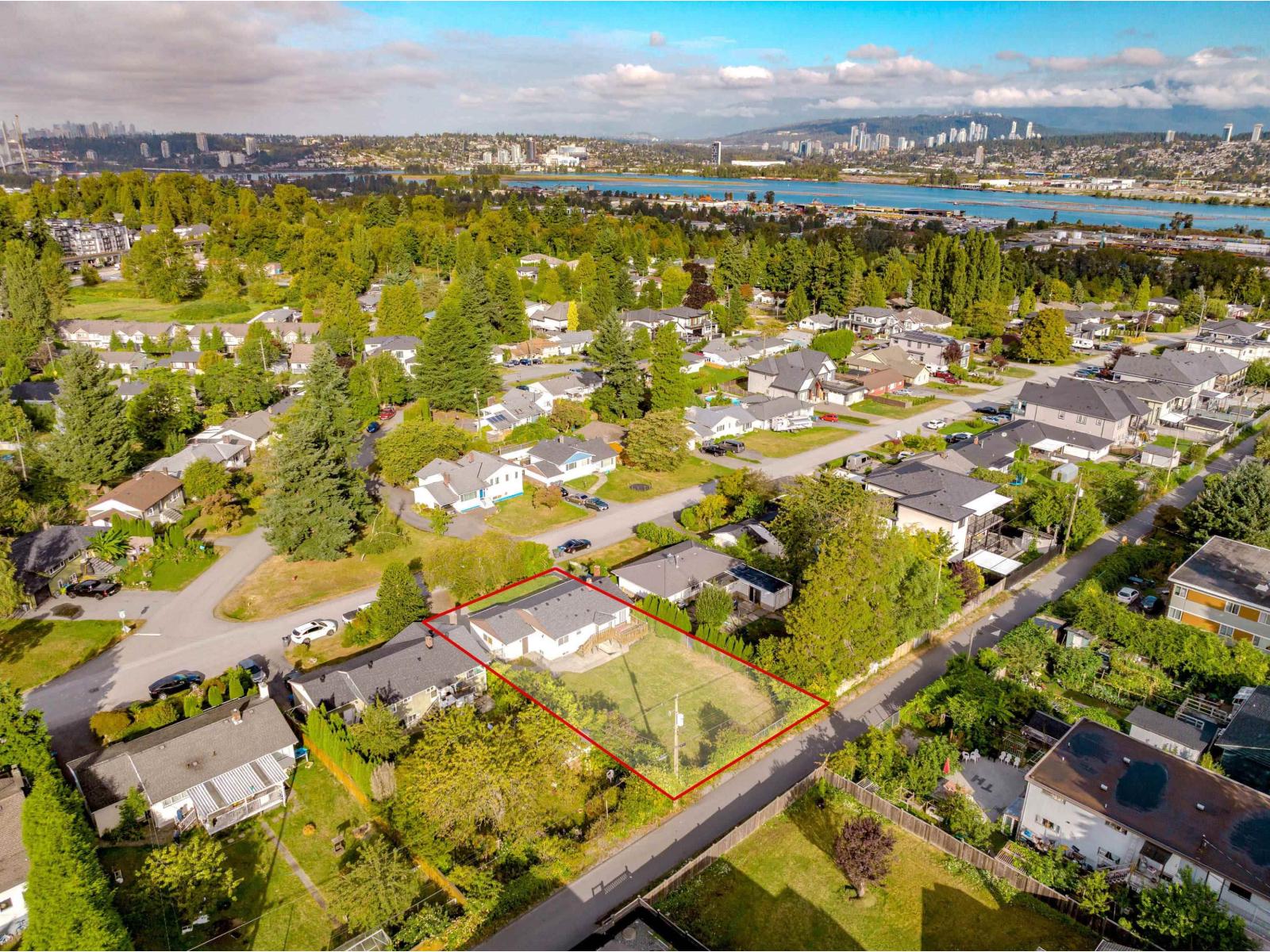 11056 135a Street, Surrey, British Columbia  V3R 3A4 - Photo 7 - R3051289