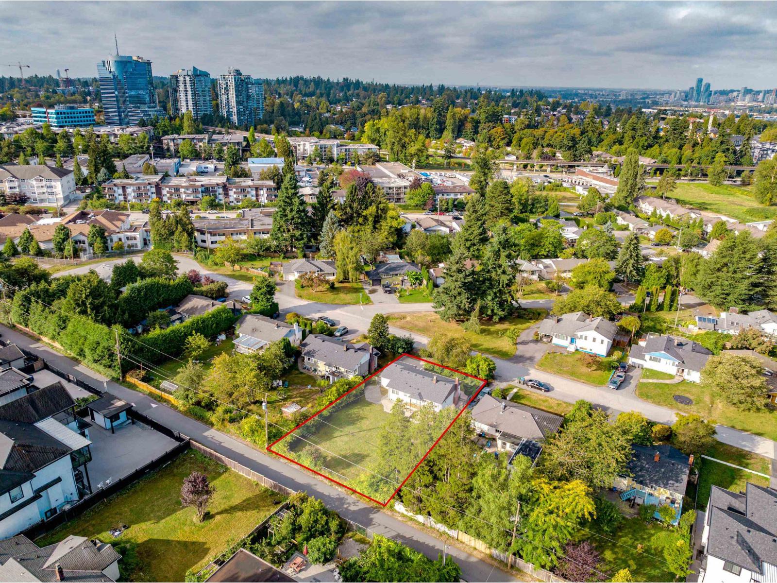 11056 135a Street, Surrey, British Columbia  V3R 3A4 - Photo 6 - R3051289