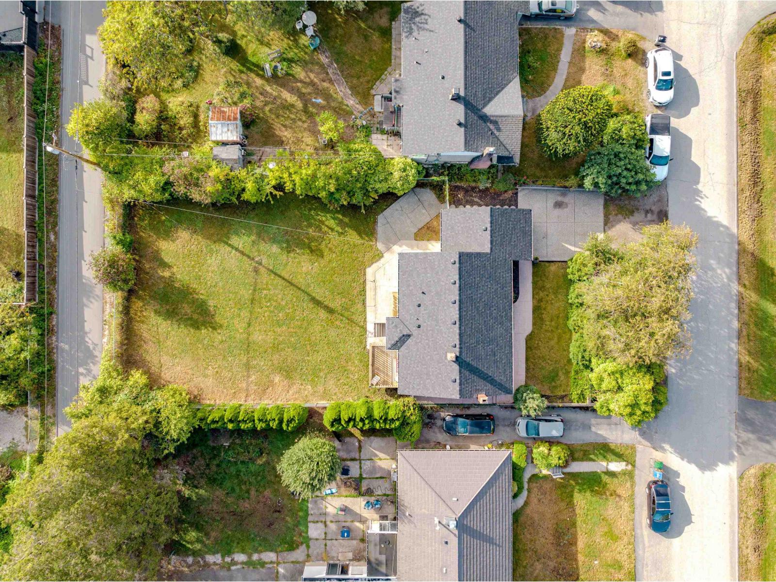11056 135a Street, Surrey, British Columbia  V3R 3A4 - Photo 8 - R3051289