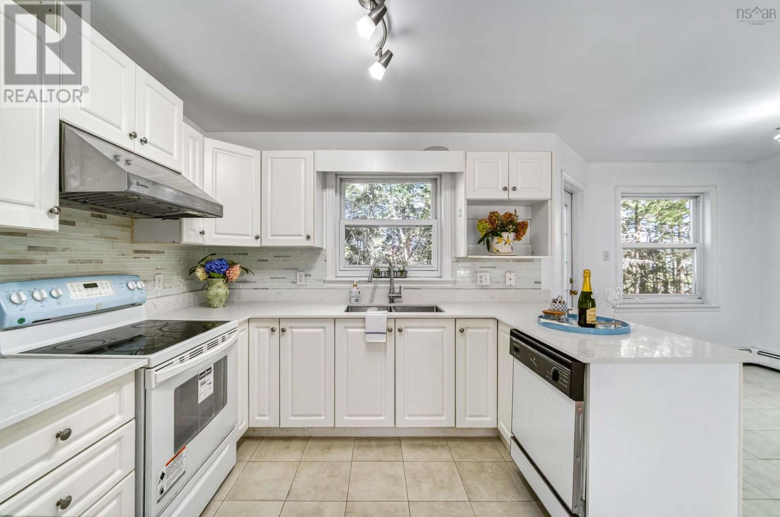 77 Amin Street, Bedford, Nova Scotia  B4A 4B8 - Photo 12 - 202524202