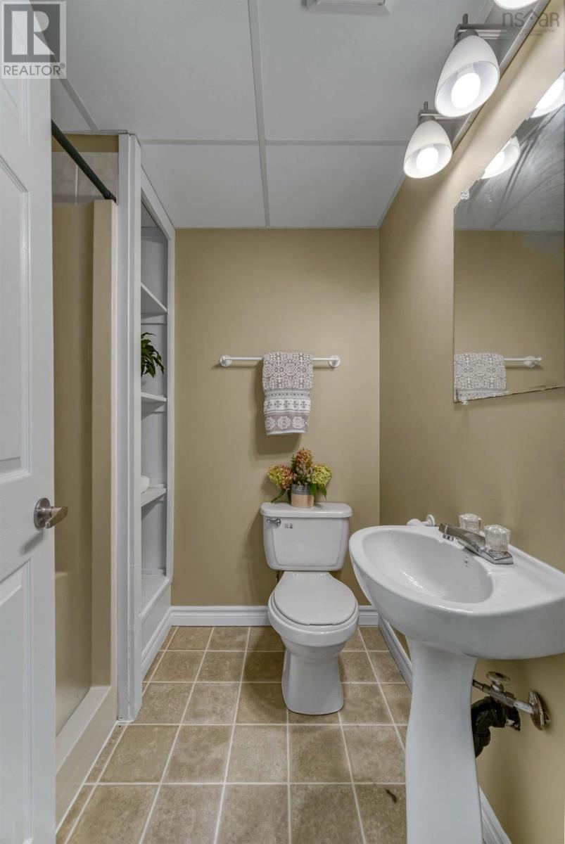 77 Amin Street, Bedford, Nova Scotia  B4A 4B8 - Photo 33 - 202524202
