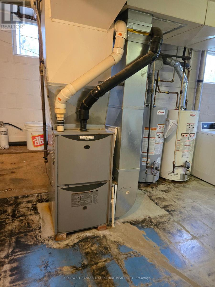 443 Albert Street, Temiskaming Shores, Ontario  P0J 1K0 - Photo 7 - T12423427