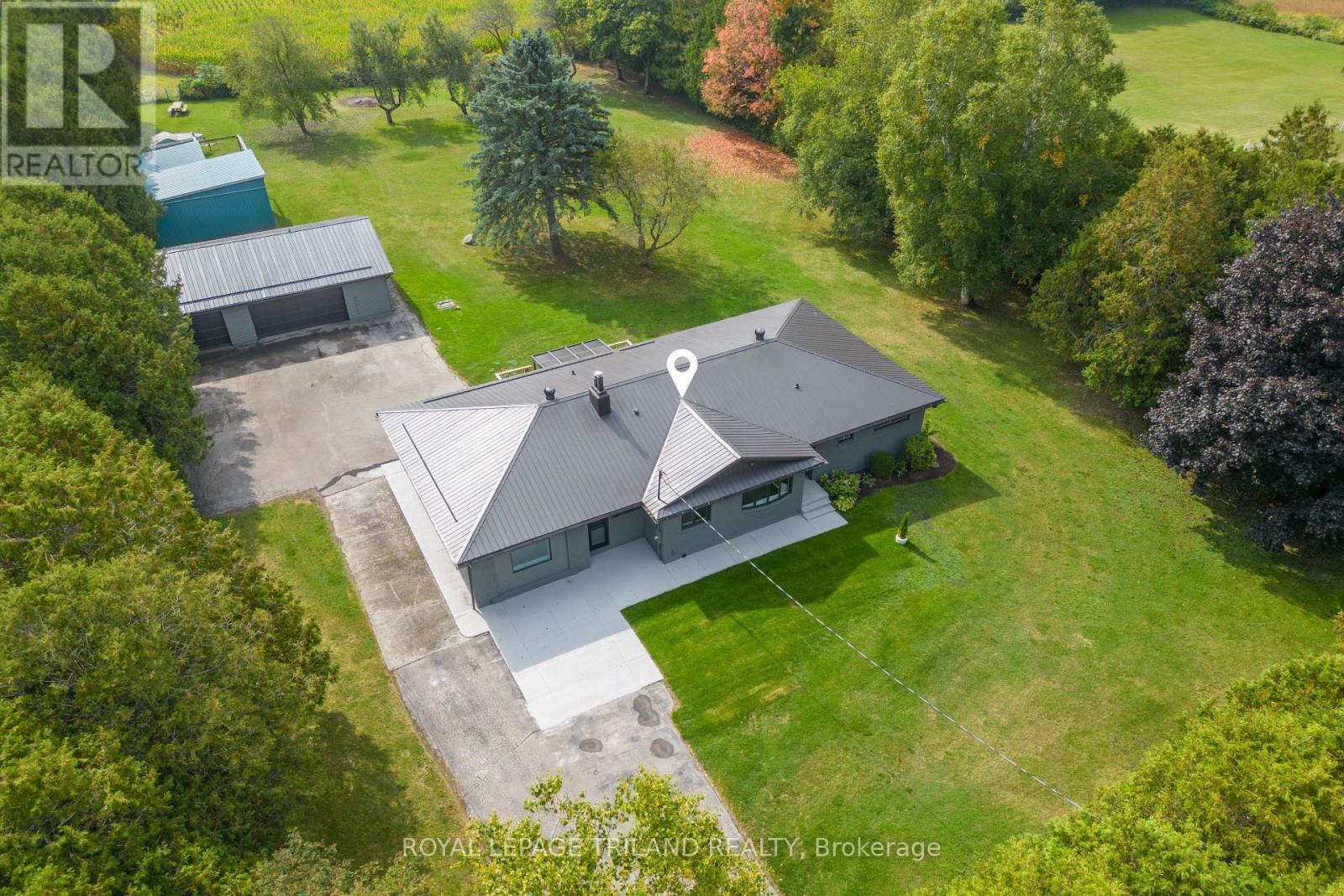 829 Avon Drive, Malahide, Ontario  N0L 1B0 - Photo 4 - X12423512