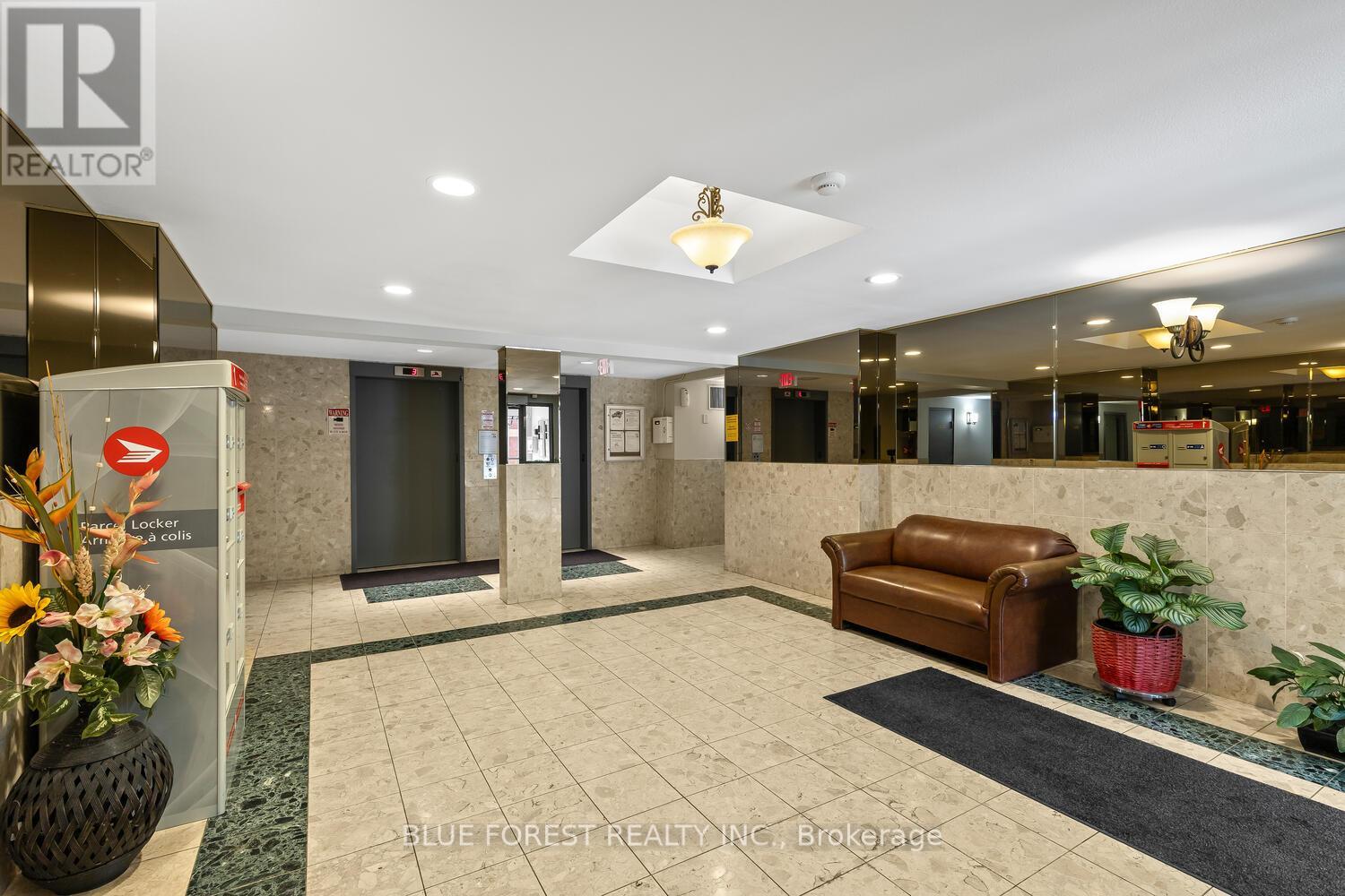 707 - 76 Base Line Road W, London South, Ontario  N6J 4X6 - Photo 4 - X12423531