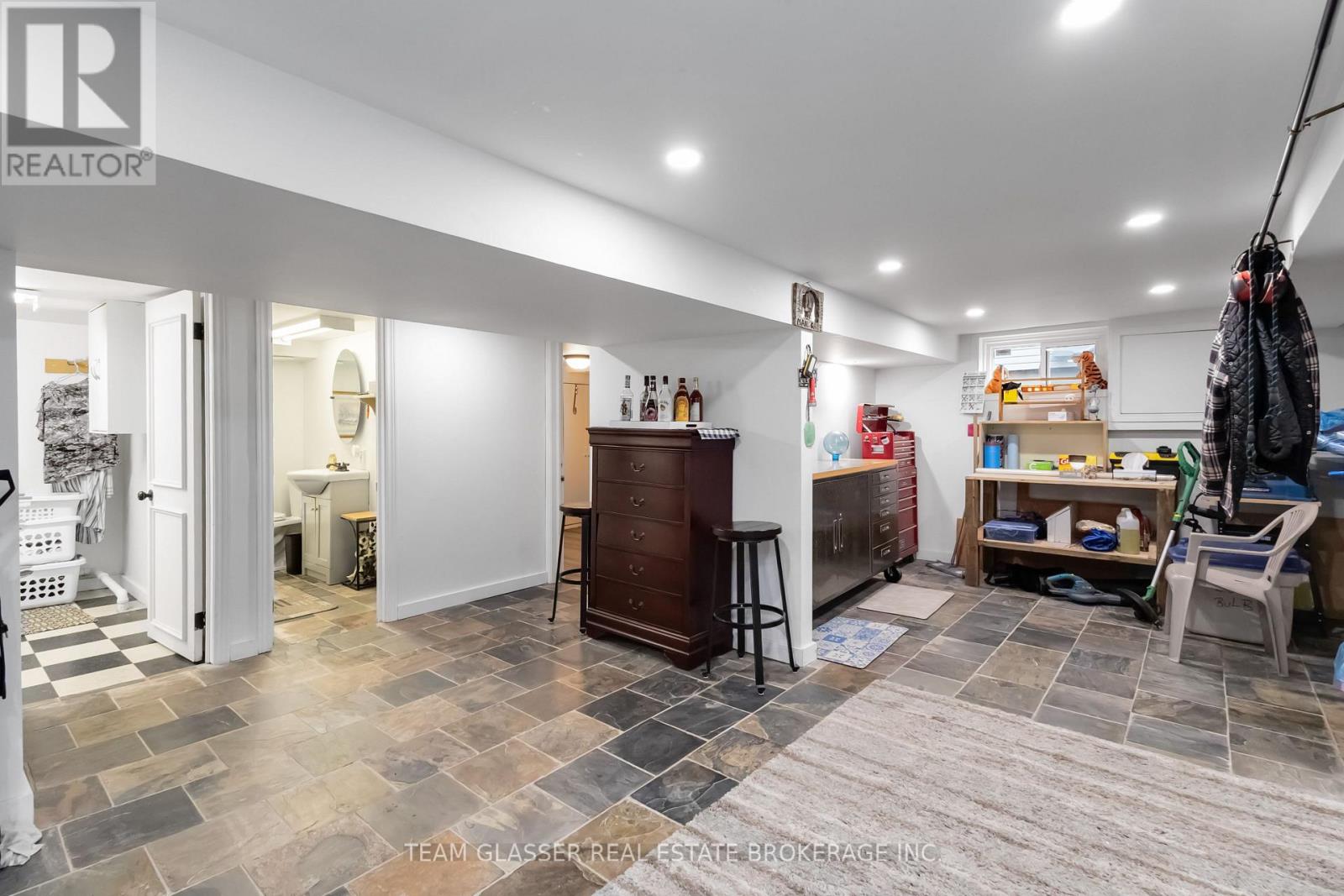 7031 Beattie Street, London South, Ontario  N6P 1A2 - Photo 34 - X12423558