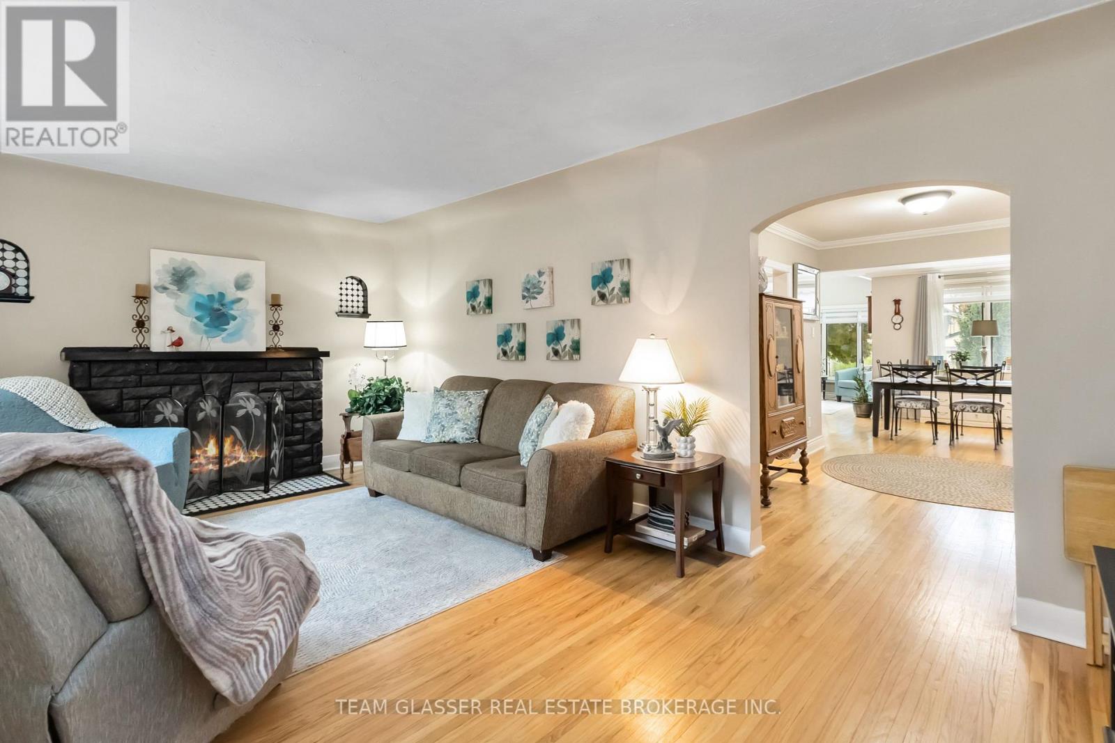 7031 Beattie Street, London South, Ontario  N6P 1A2 - Photo 5 - X12423558