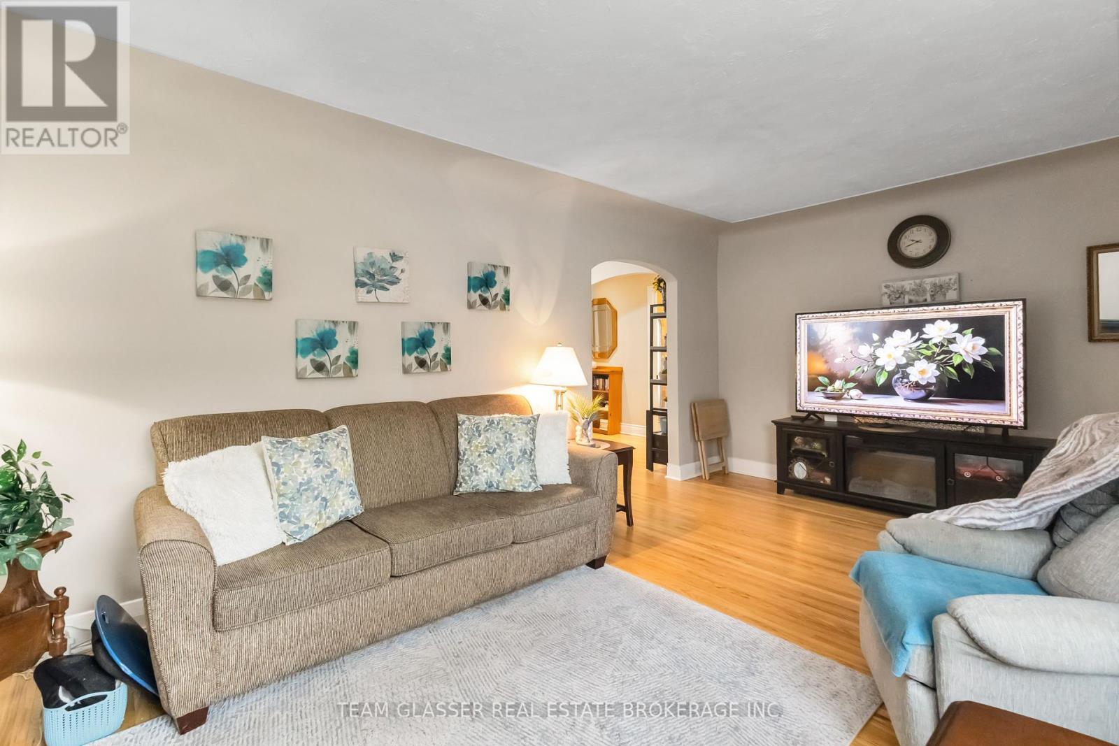 7031 Beattie Street, London South, Ontario  N6P 1A2 - Photo 8 - X12423558