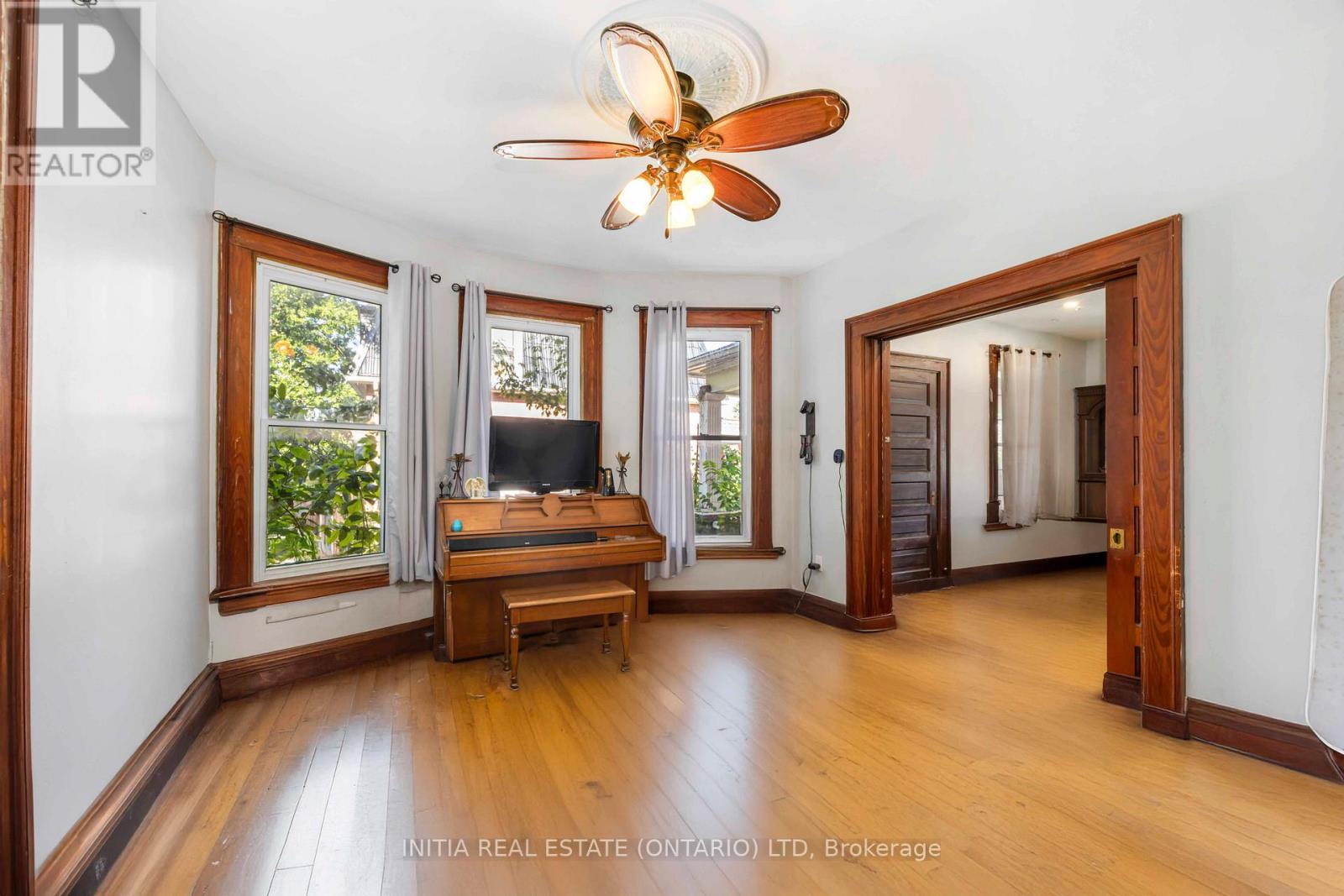 53 Main Street, St. Clair, Ontario  N0N 1H0 - Photo 11 - X12423569