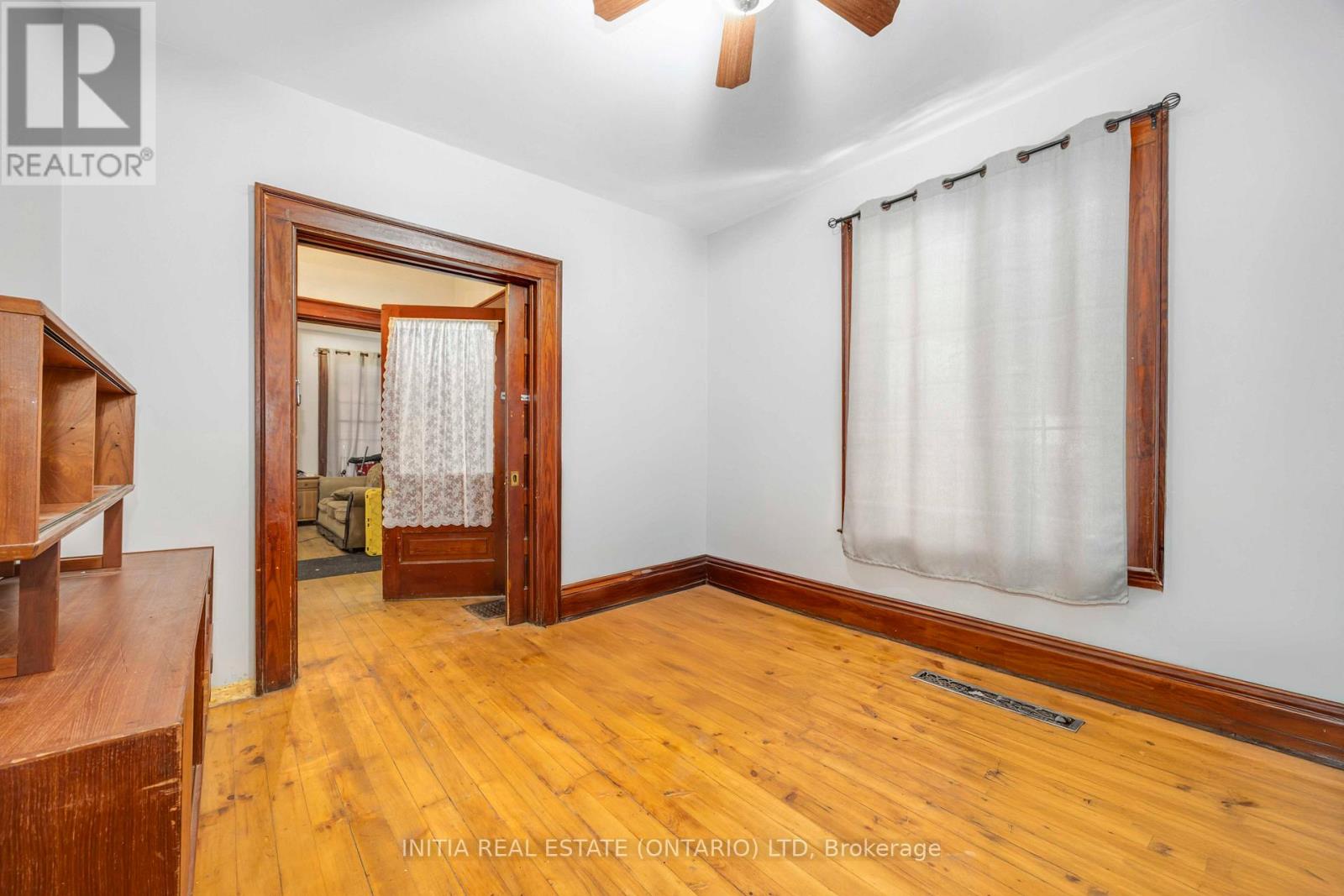 53 Main Street, St. Clair, Ontario  N0N 1H0 - Photo 7 - X12423569