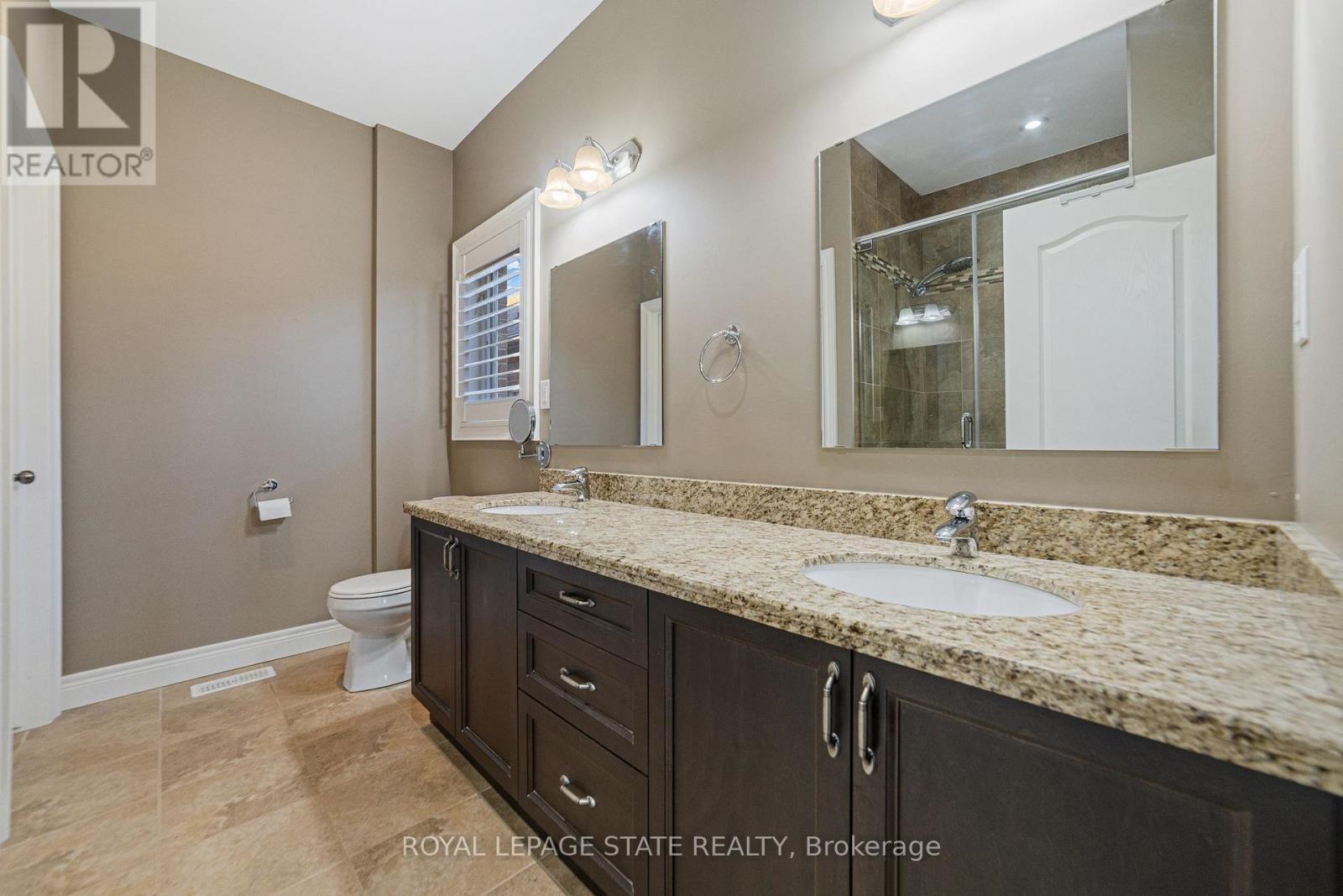 188 Mother's Street, Hamilton, Ontario  L9B 0E1 - Photo 15 - X12421688