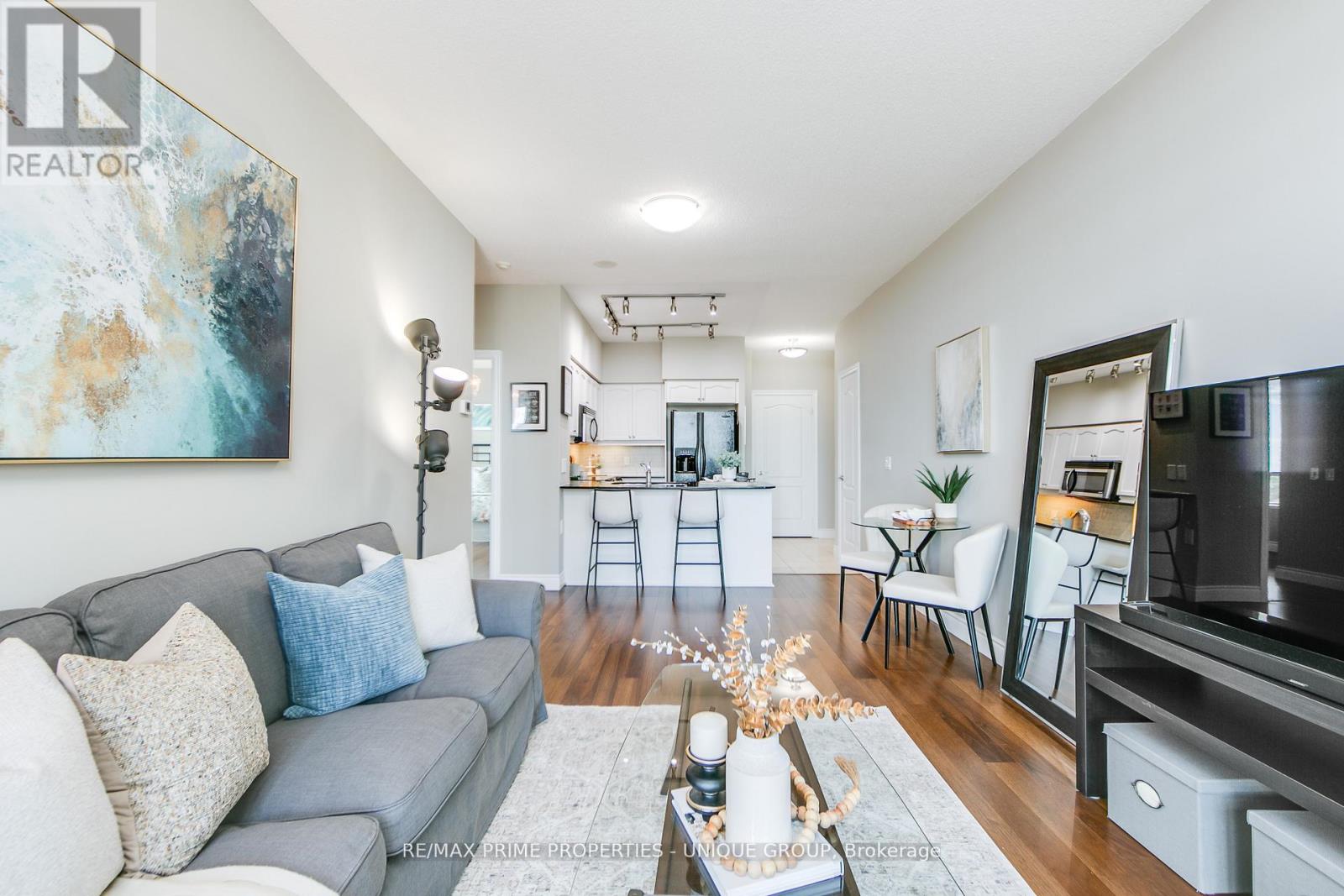 904 - 319 Merton Street, Toronto (Mount Pleasant West), Ontario  M4S 1A5 - Photo 3 - C12423356