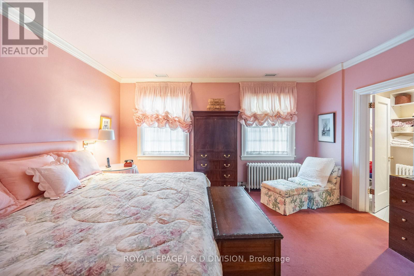 4 Highbourne Road, Toronto, Ontario  M5P 2J2 - Photo 35 - C12423382