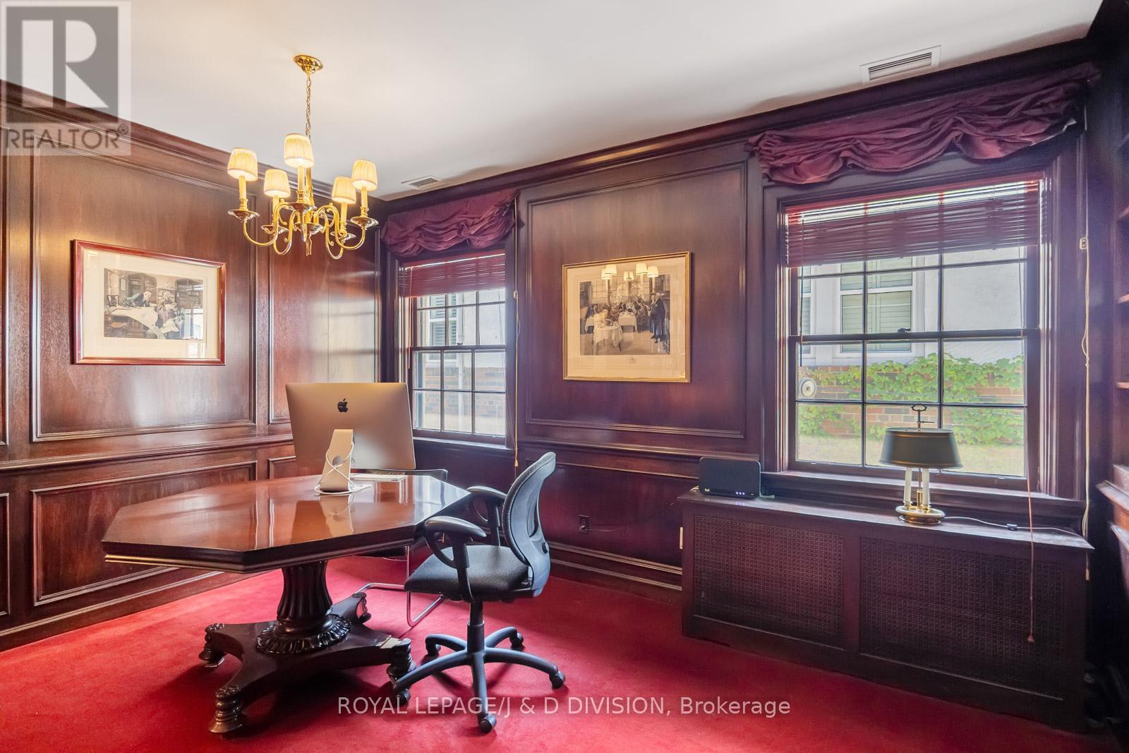 4 Highbourne Road, Toronto, Ontario  M5P 2J2 - Photo 41 - C12423382