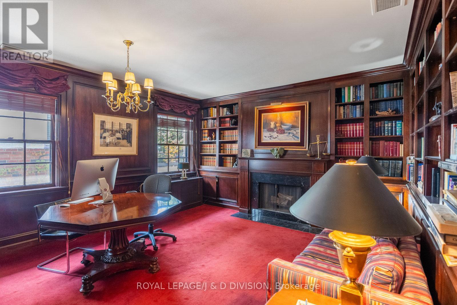 4 Highbourne Road, Toronto, Ontario  M5P 2J2 - Photo 42 - C12423382
