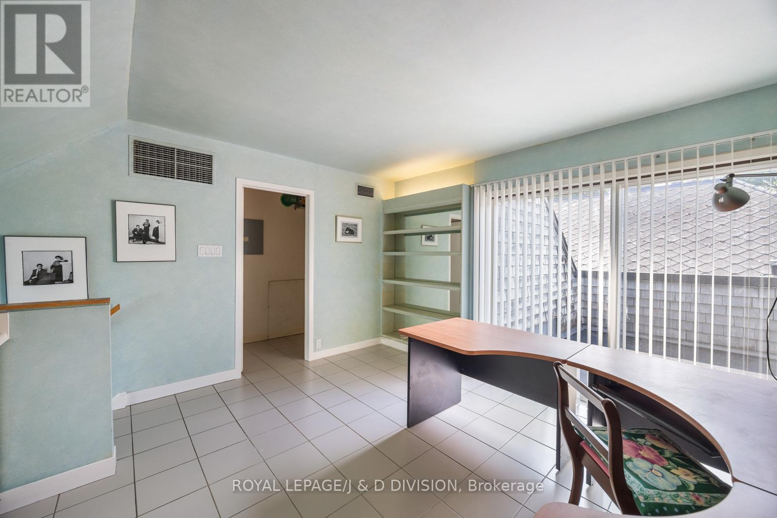 4 Highbourne Road, Toronto, Ontario  M5P 2J2 - Photo 44 - C12423382
