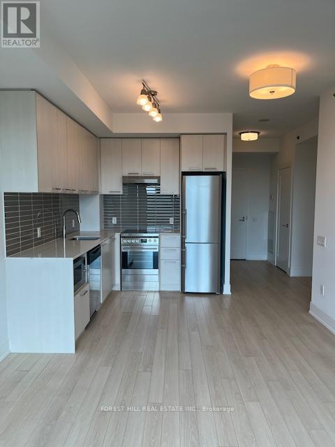 610 - 310 Tweedsmuir Avenue, Toronto, Ontario  M5P 2Y2 - Photo 10 - C12423426